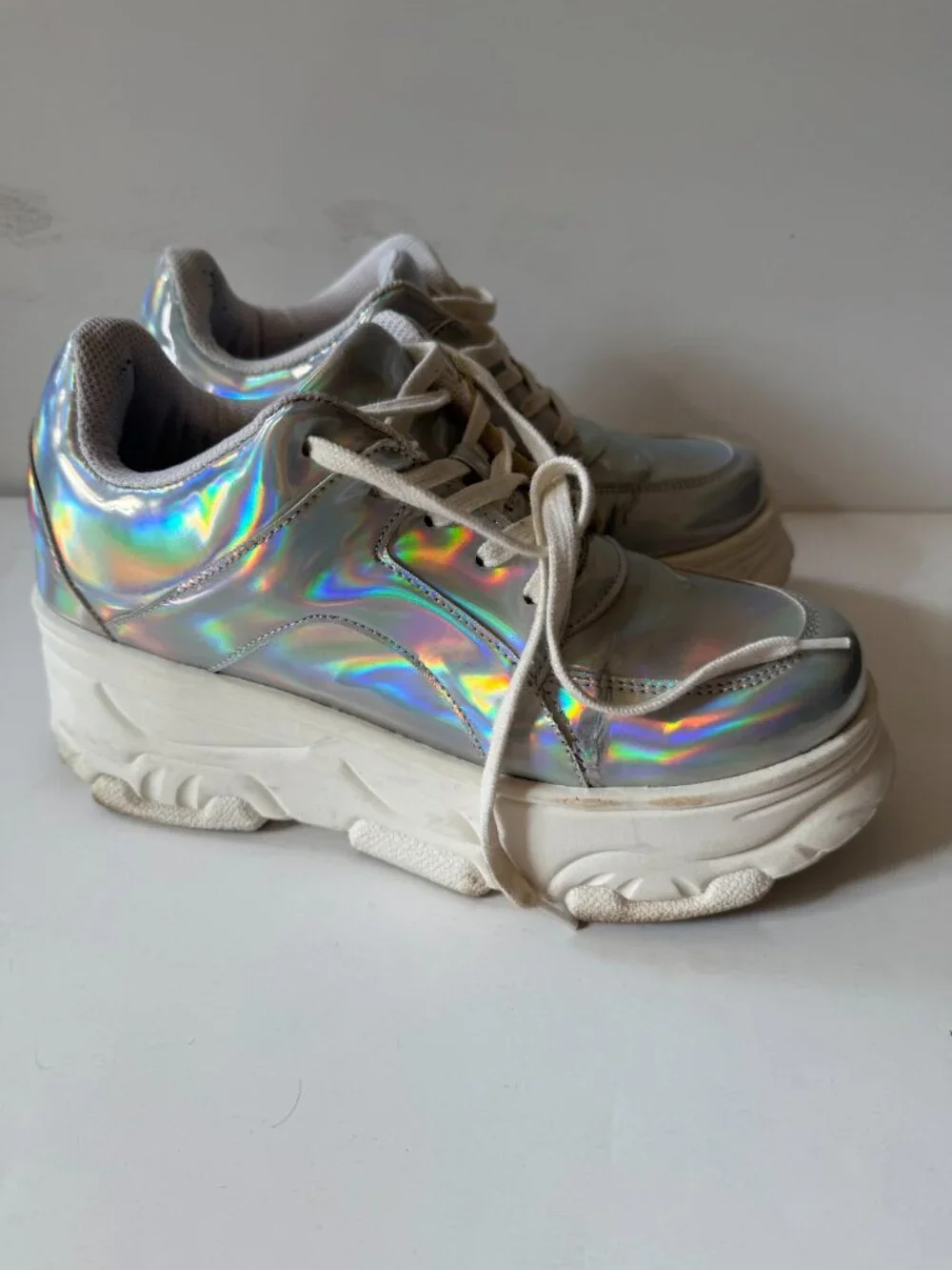 Forever 21 Hologram Iridescent Silver Platform Sneakers - Picture 4 of 5